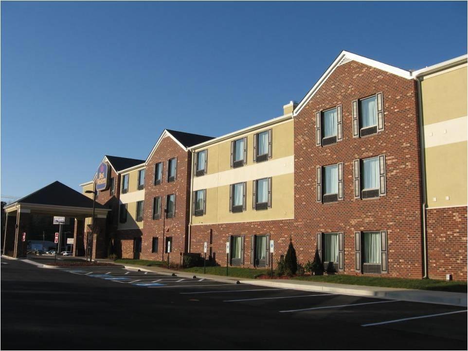 Best Western Plus Glen Allen Inn Buitenkant foto